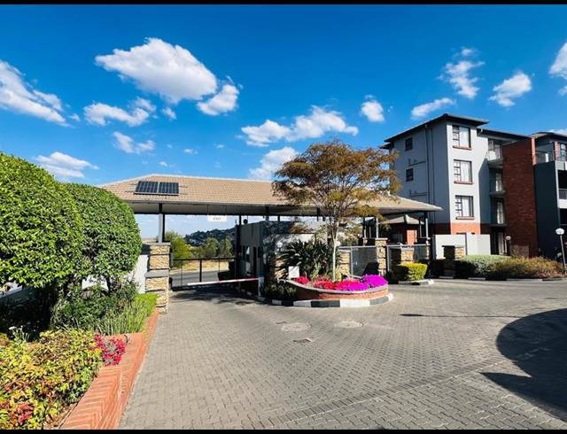 2 BEDROOM APARTMENT FOR SALE IN OAKDENE